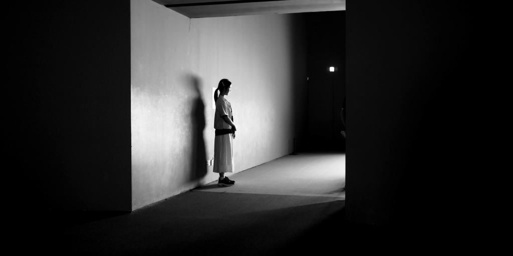 El alivio de ser visto: reconocimiento del dolor en contextos sociales y&nbsp;forenses